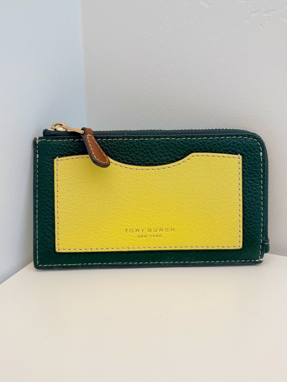 Tory Burch Green Leather Zip Card Wallet with Yellow Pocket